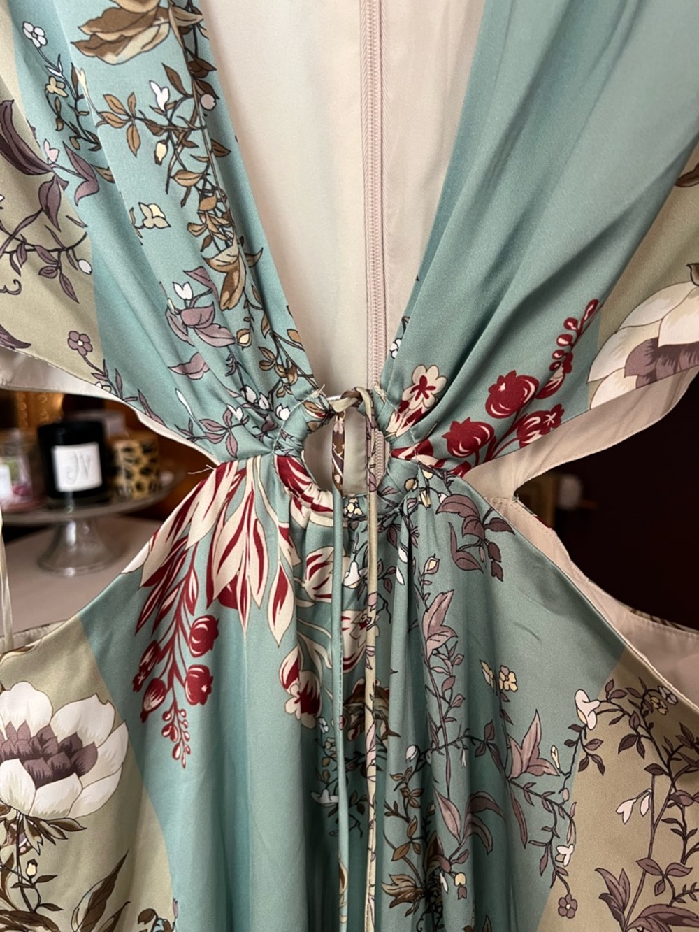 Express Satin Floral V-Neck Puff Sleeve Tie Front Cutout Maxi Dress Large - Picture 6 of 11
